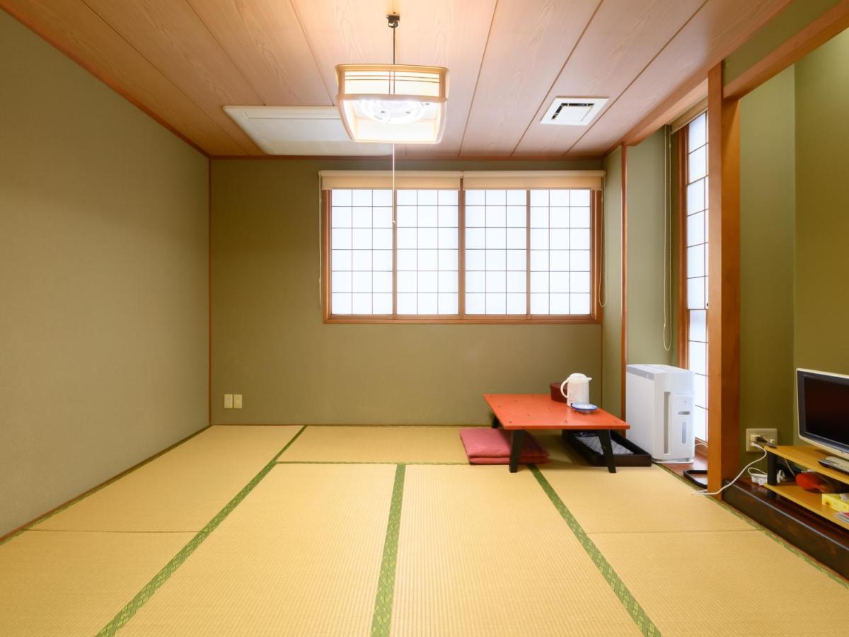 Tabist Business Ryokan Hotel Yukimiso Toyama Station Esterno foto