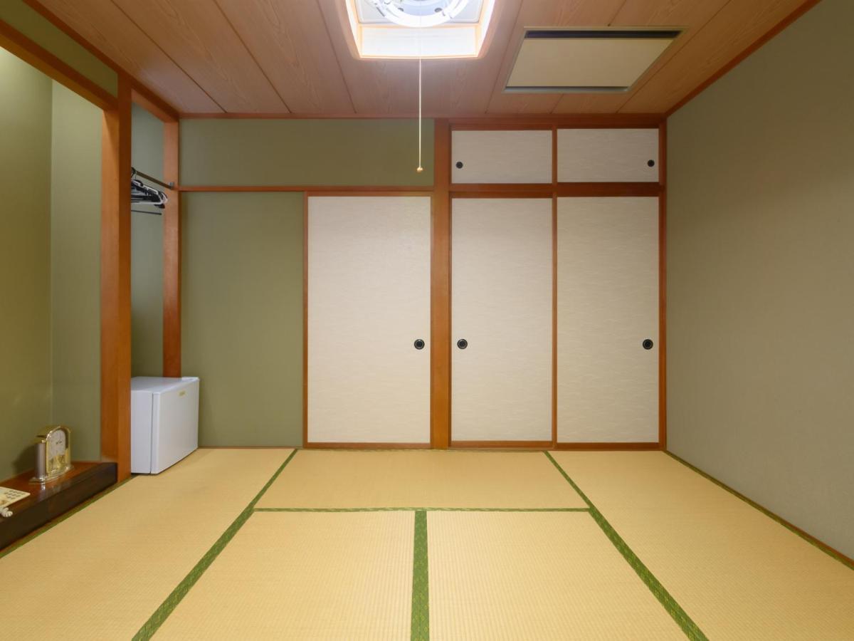 Tabist Business Ryokan Hotel Yukimiso Toyama Station Esterno foto