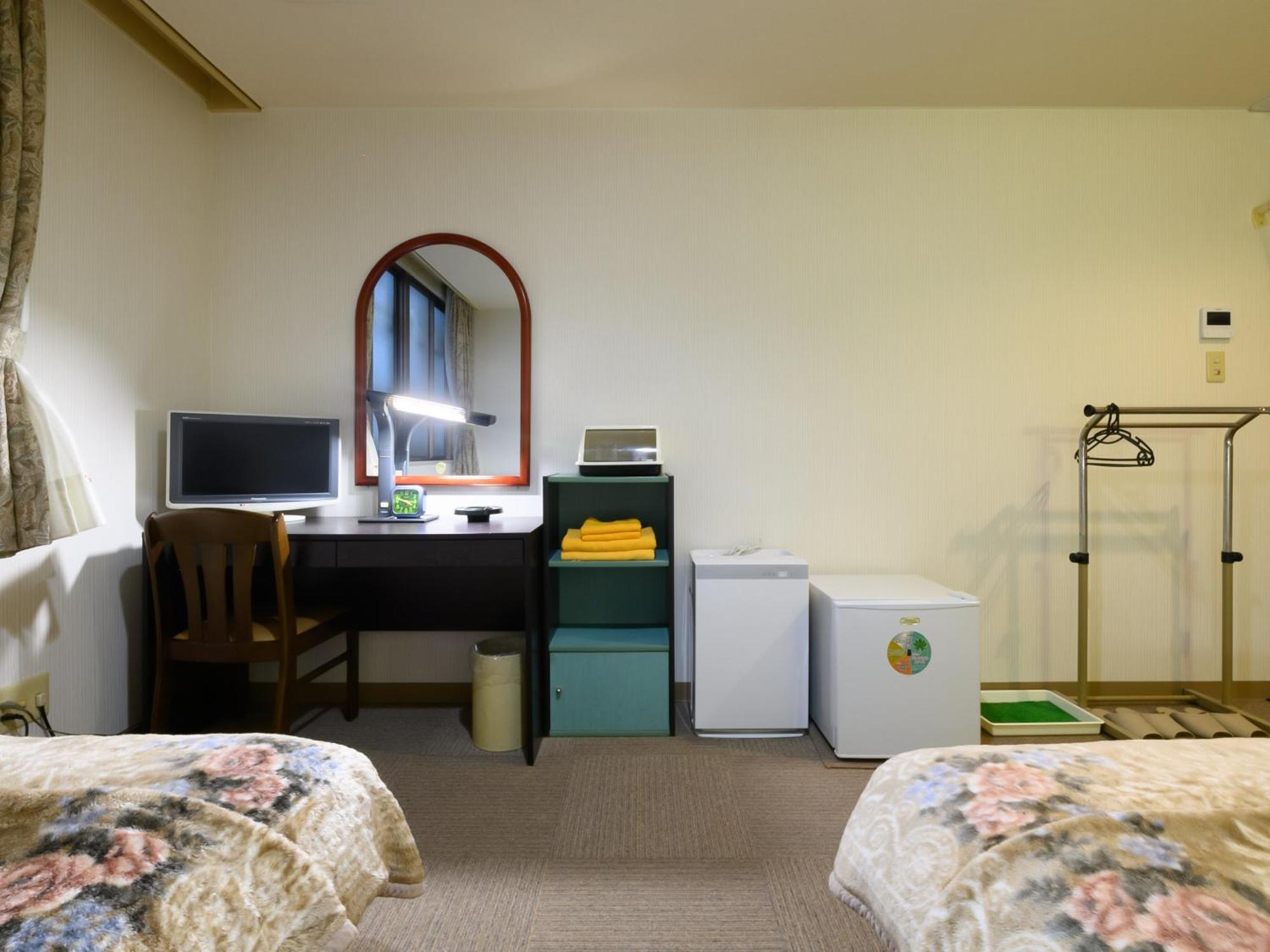 Tabist Business Ryokan Hotel Yukimiso Toyama Station Esterno foto