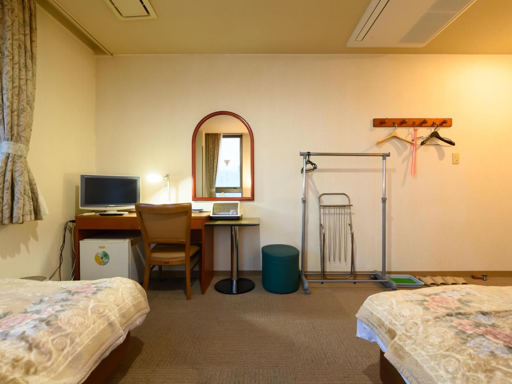 Tabist Business Ryokan Hotel Yukimiso Toyama Station Esterno foto