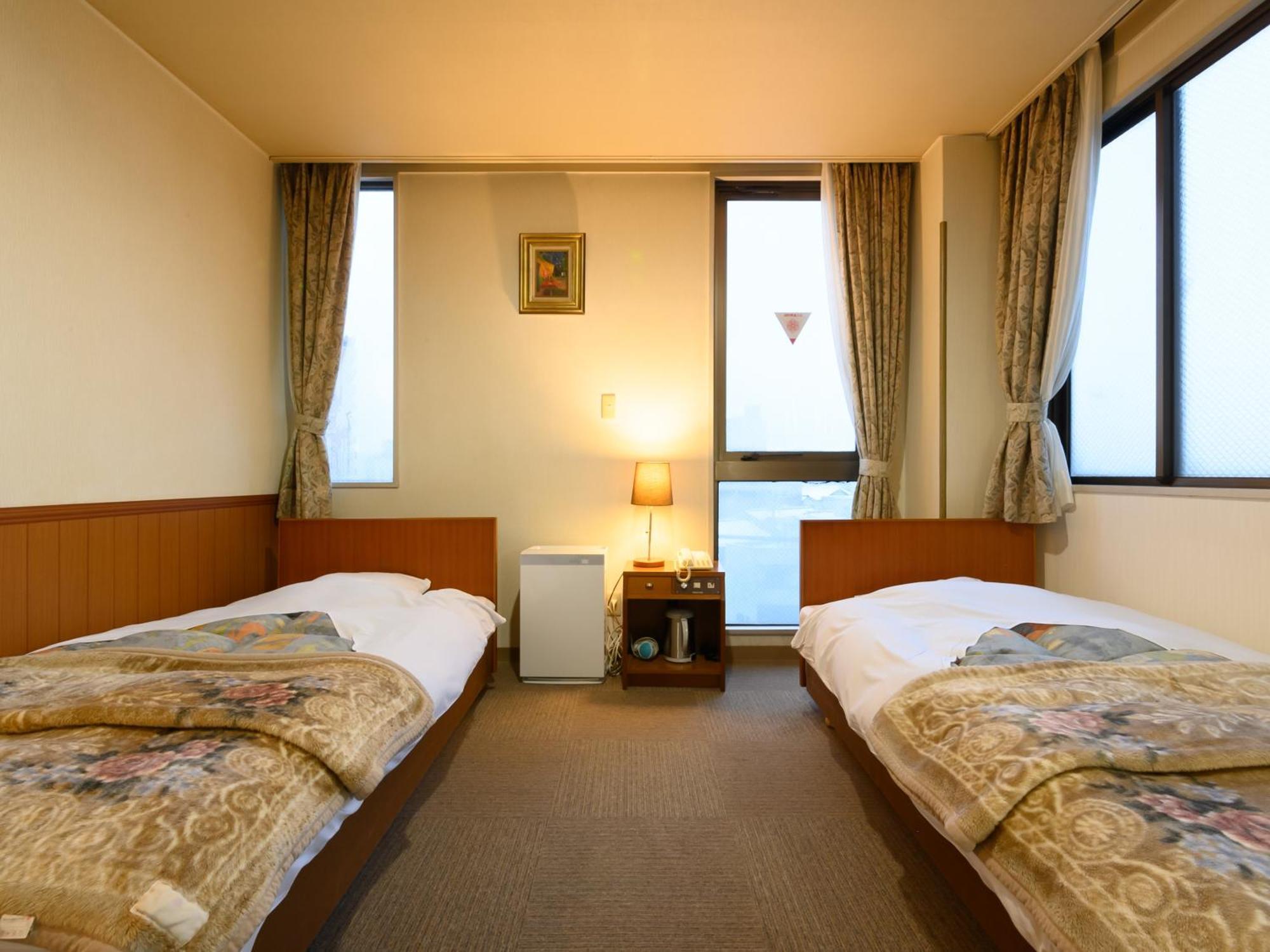 Tabist Business Ryokan Hotel Yukimiso Toyama Station Esterno foto